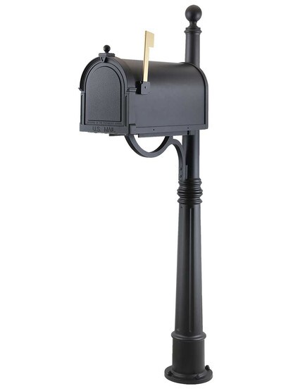 Berkshire Curbside Mailbox with Ashland Post in Matte Black.